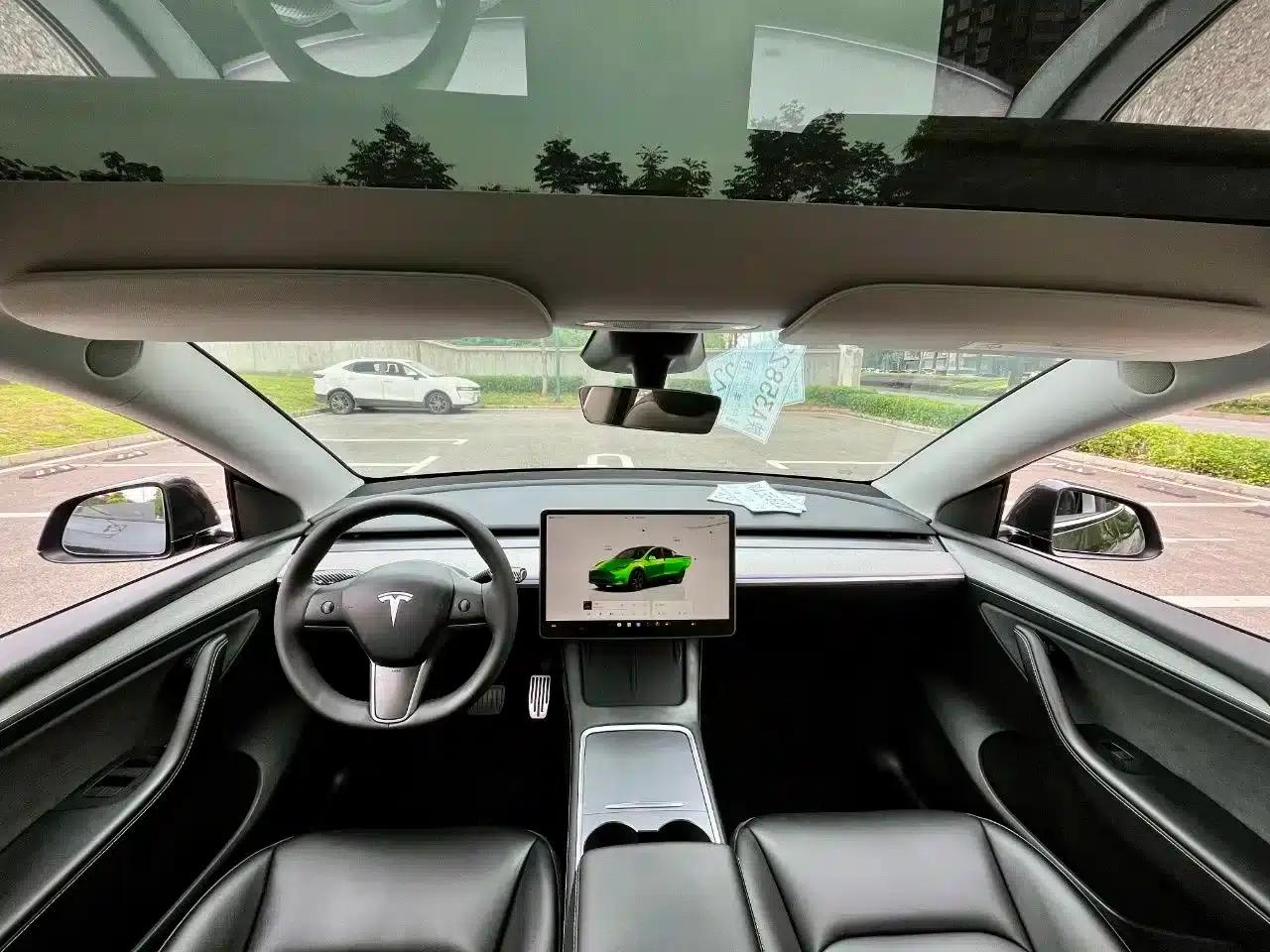 Model Y 2024 Rear-Wheel Drive — миниатюра 6