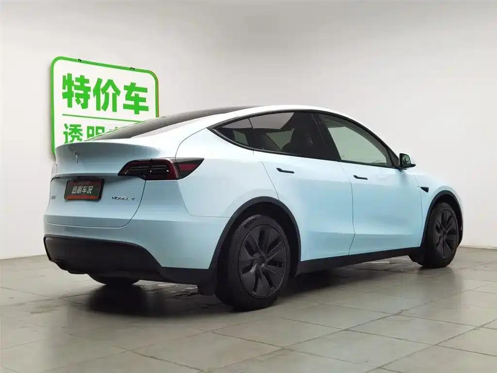 Model Y 2023 Rear-Wheel Drive — миниатюра 2