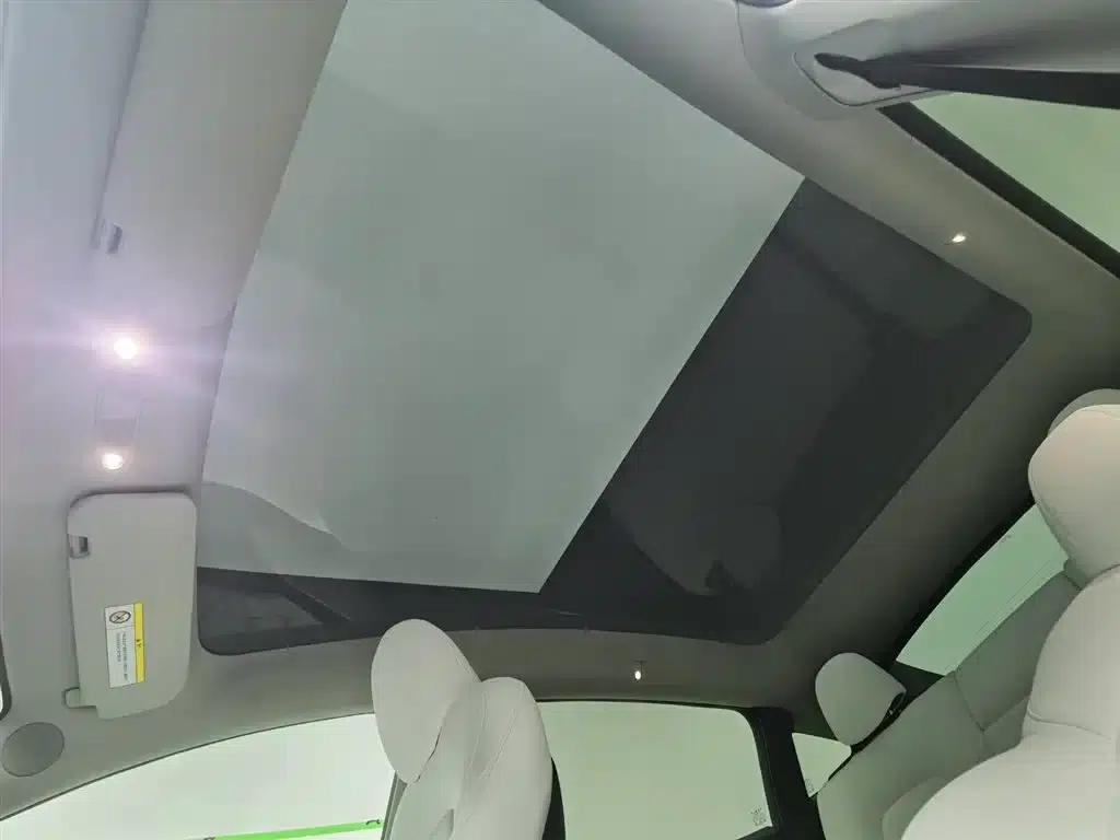 Model Y 2023 Rear-Wheel Drive — миниатюра 14
