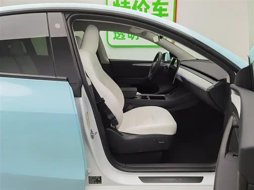 Model Y 2023 Rear-Wheel Drive — миниатюра 23