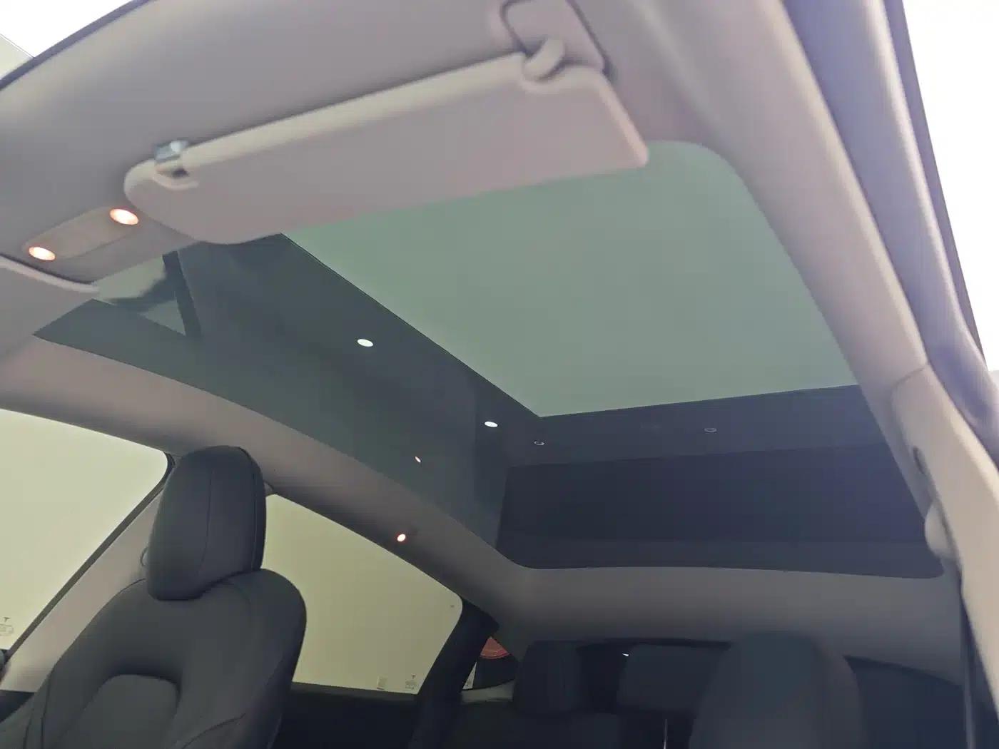 Model Y 2022 Long Range All-Wheel Drive — миниатюра 16