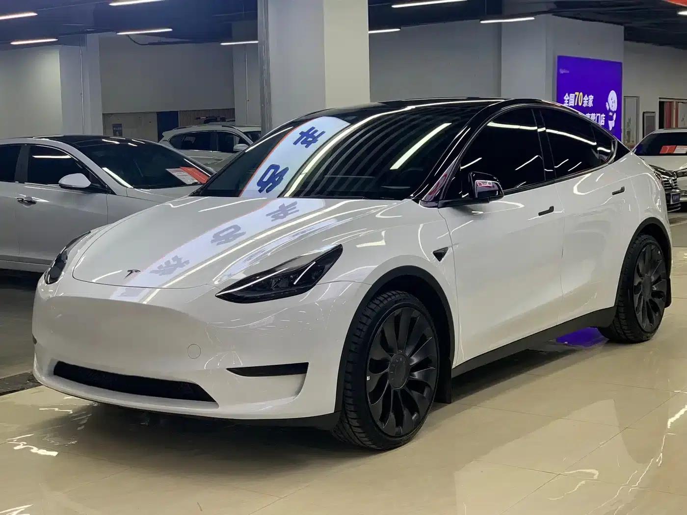 Model Y 2024 Rear-Wheel Drive — миниатюра 1