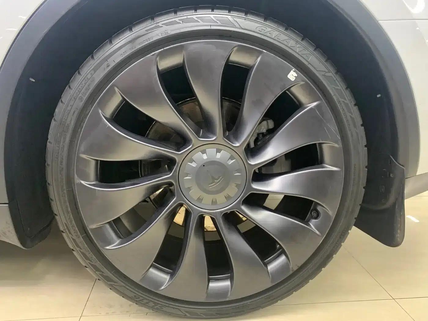 Model Y 2024 Rear-Wheel Drive — миниатюра 6
