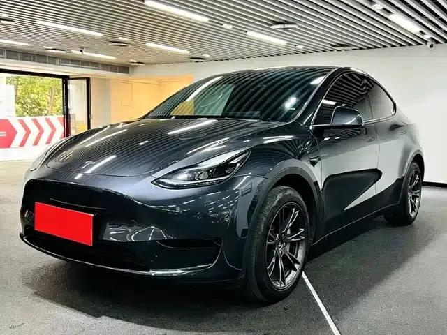 Model Y 2024 Rear-Wheel Drive