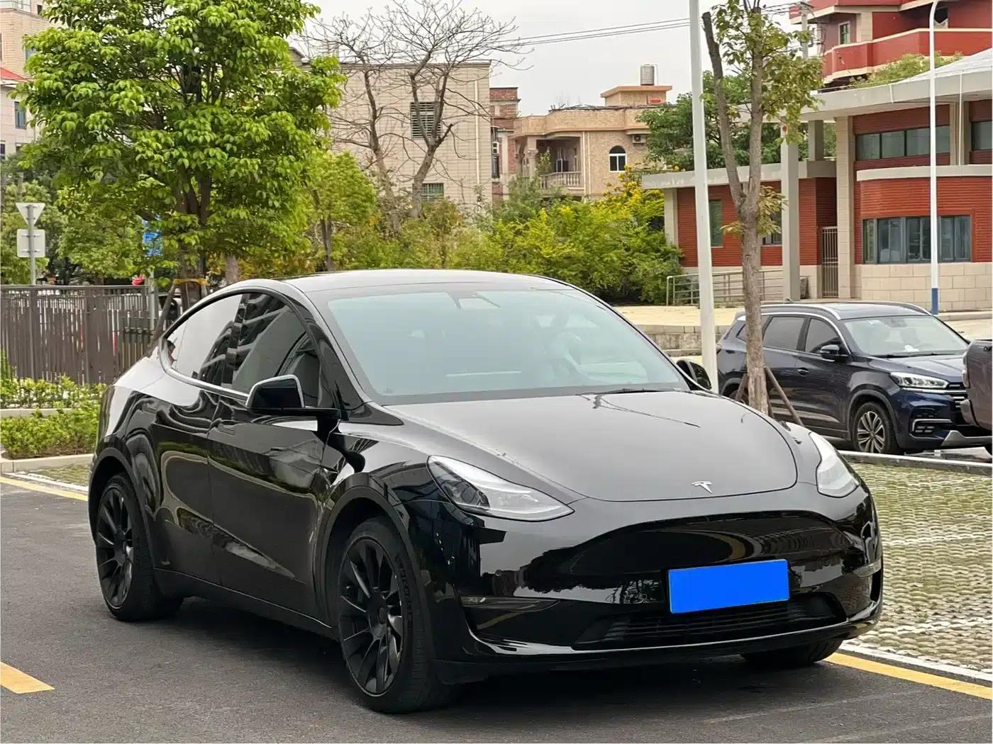 Model Y 2022 Rear-Wheel Drive — миниатюра 3