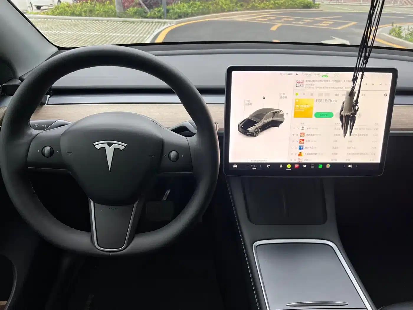 Model Y 2022 Rear-Wheel Drive — миниатюра 7