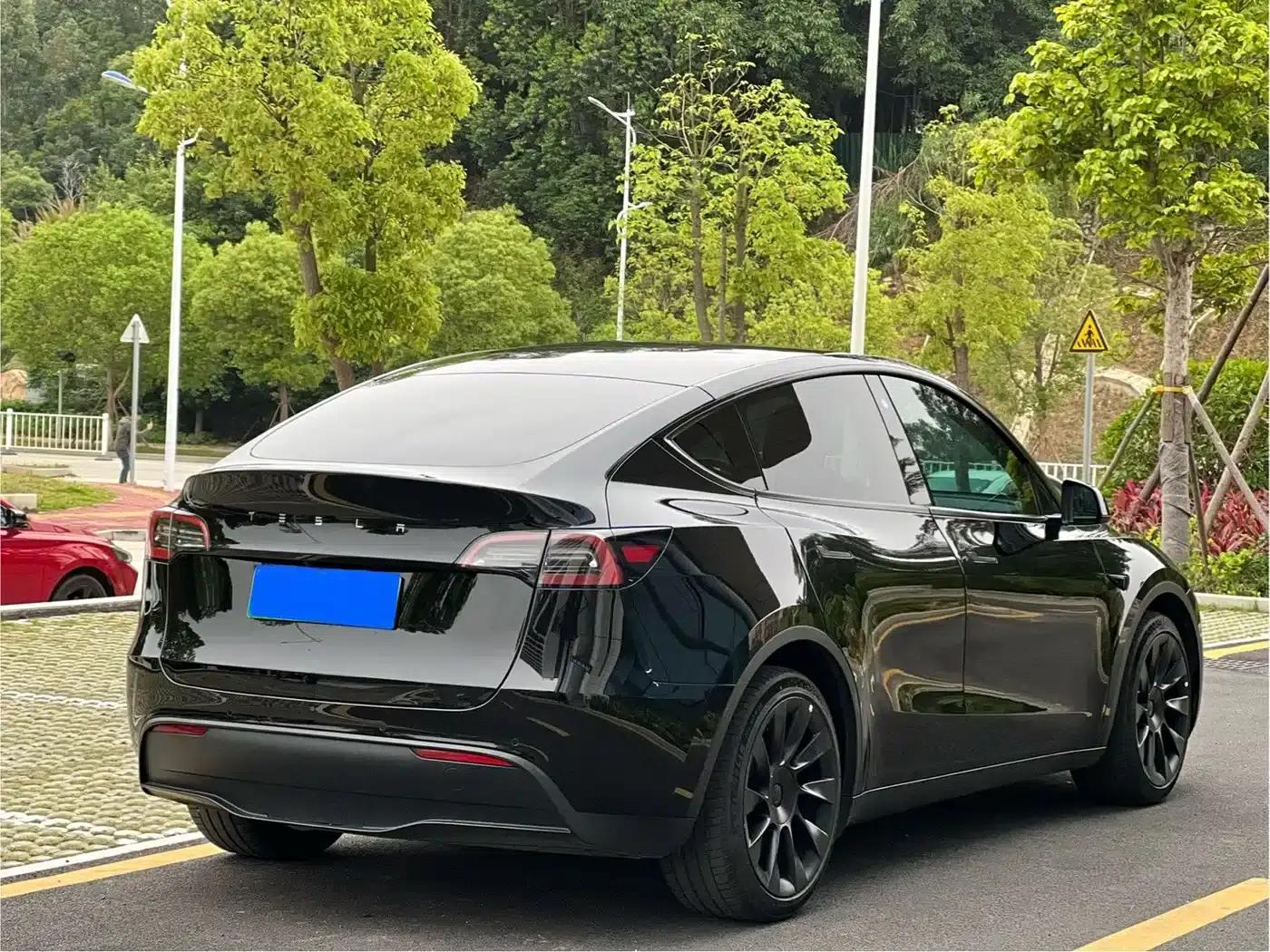 Model Y 2022 Rear-Wheel Drive — миниатюра 9