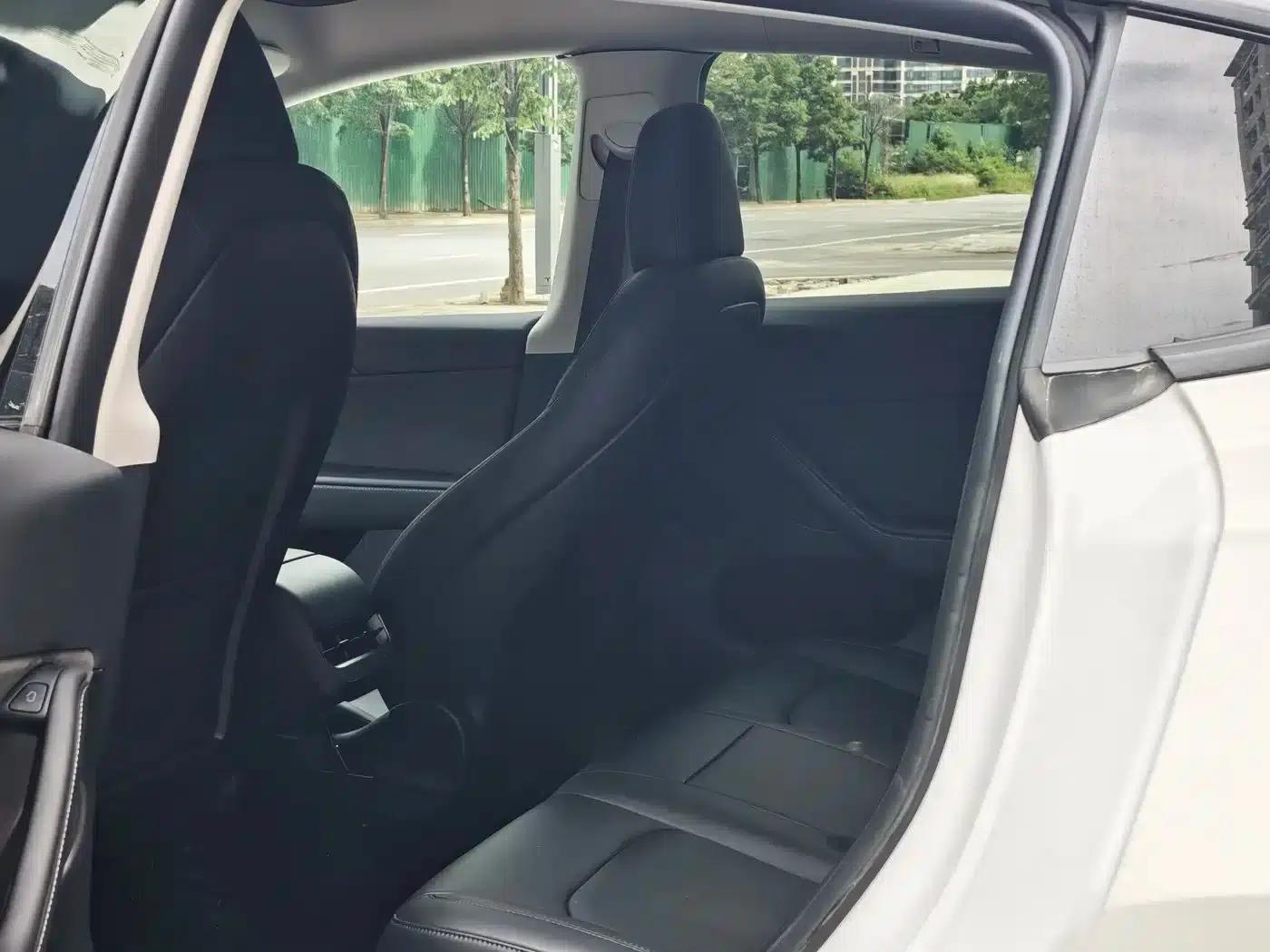 Model Y 2022 Rear-Wheel Drive — миниатюра 4