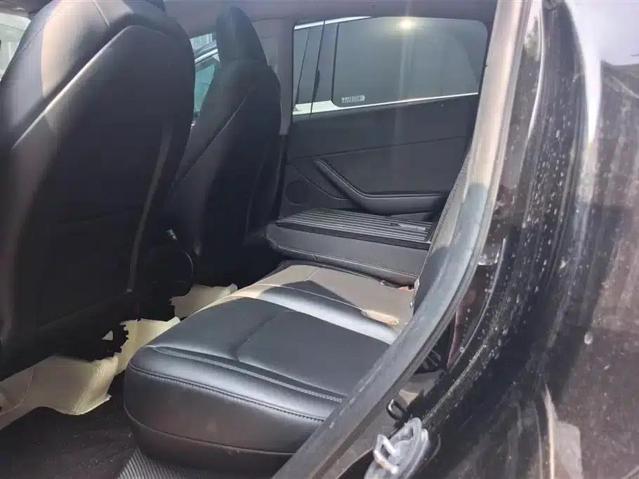 Model Y 2024 Rear-Wheel Drive — миниатюра 11