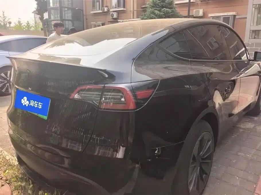 Model Y 2024 Rear-Wheel Drive — миниатюра 3