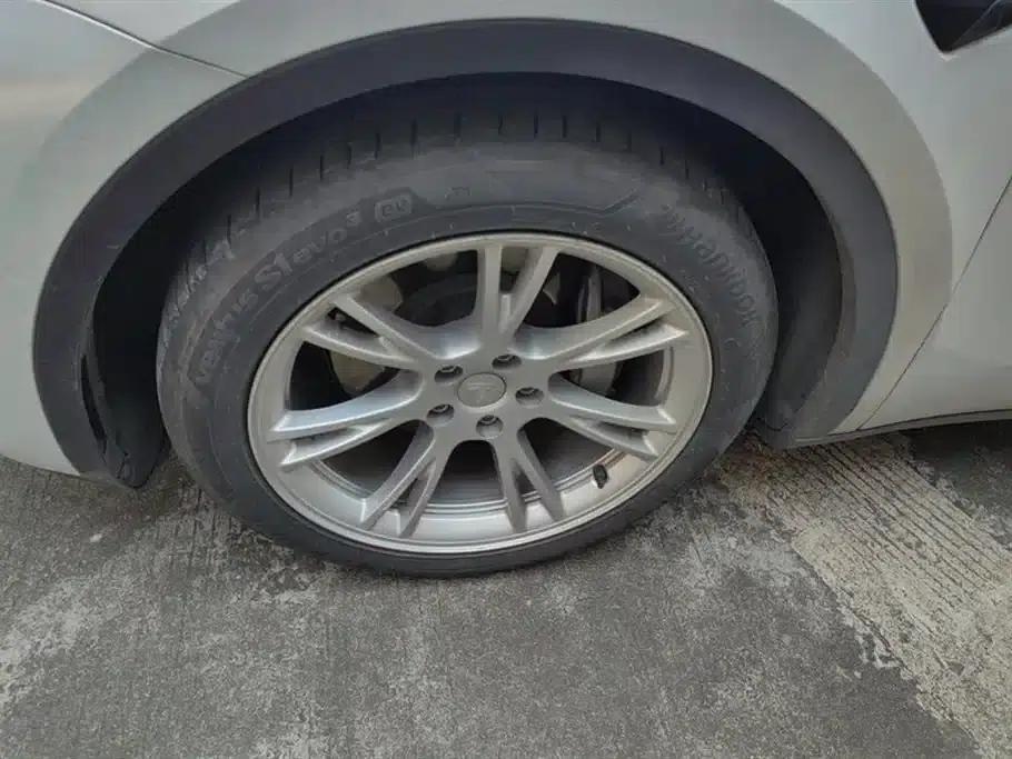 Model Y 2022 Rear-Wheel Drive — миниатюра 6