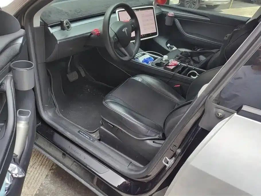 Model Y 2022 Rear-Wheel Drive — миниатюра 9