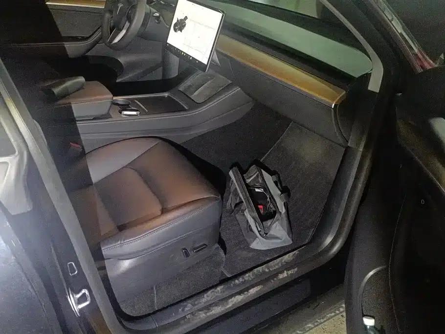 Model Y 2021 Standard Range Rear-Wheel Drive — миниатюра 8