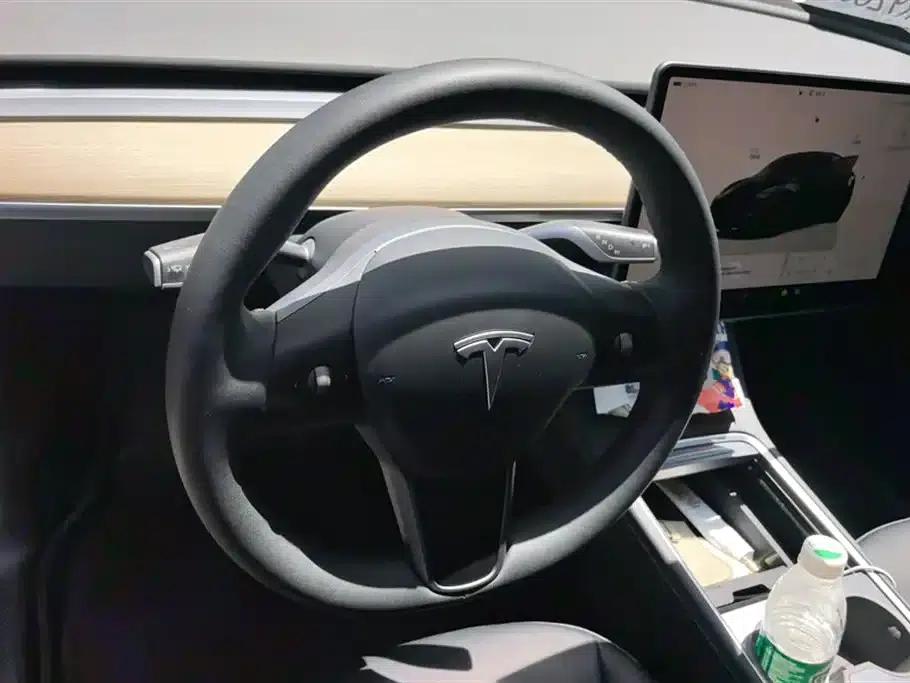 Model Y 2022 Facelift Rear-Wheel Drive Version — миниатюра 15