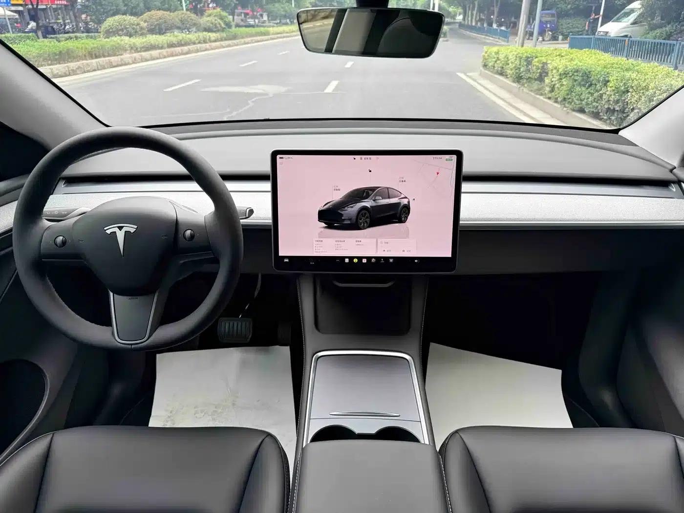 Model Y 2024 Rear-Wheel Drive — миниатюра 13
