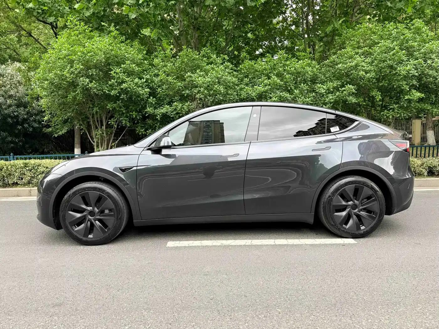 Model Y 2024 Rear-Wheel Drive — миниатюра 5