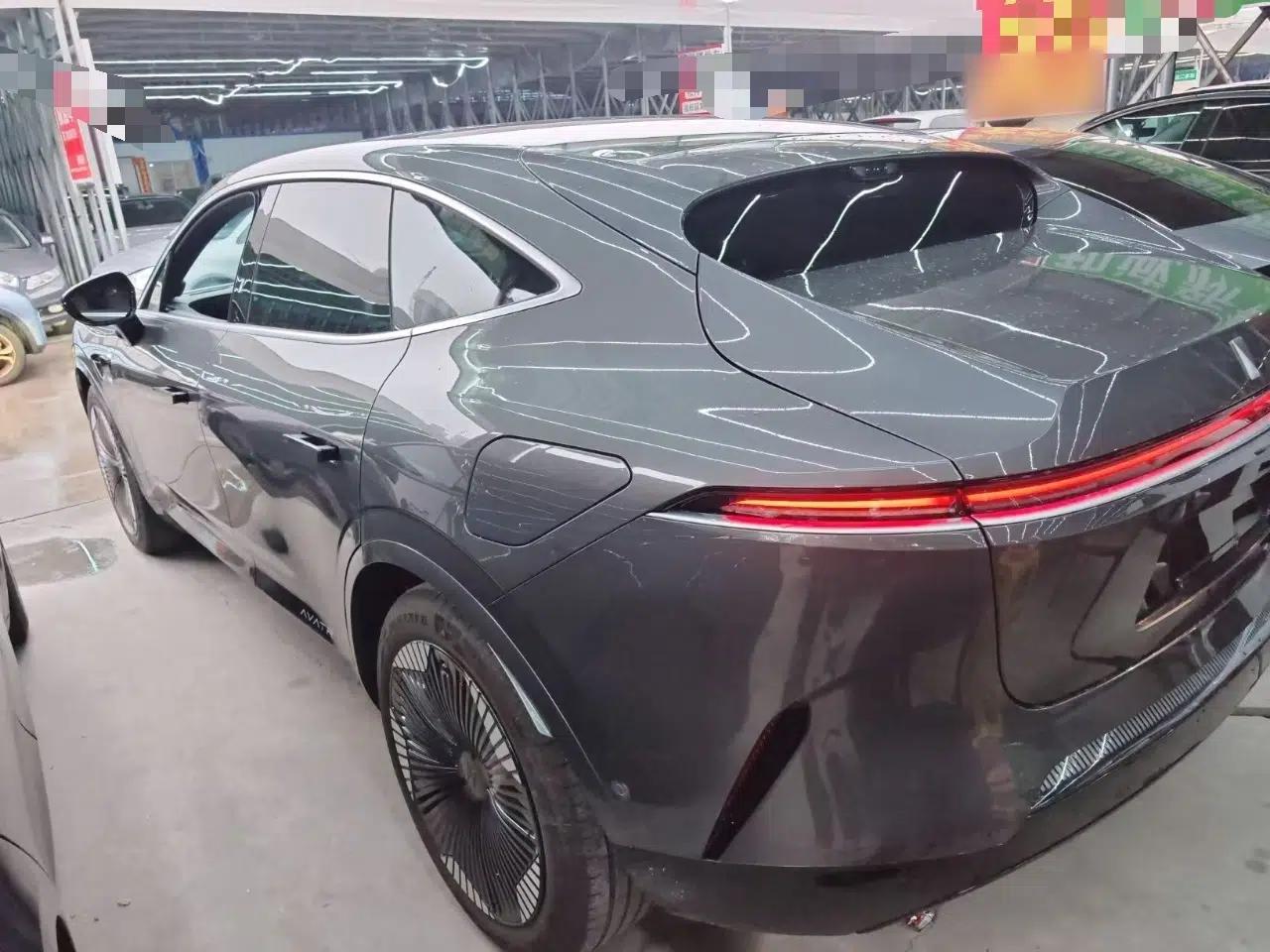 Avatr 11 2023 Harmony 90-degree Rear-wheel Drive Edition — миниатюра 4