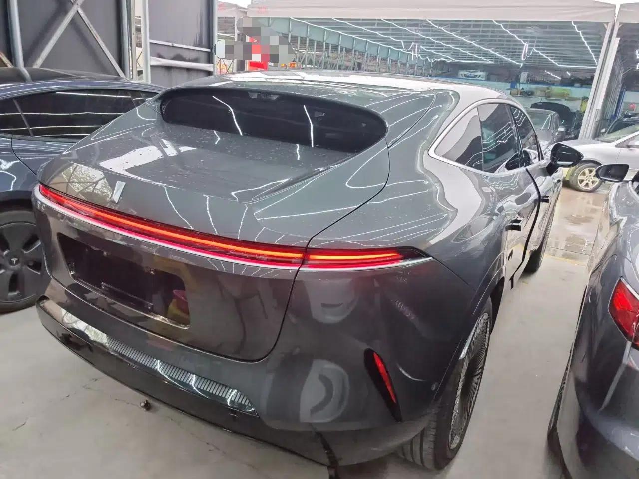 Avatr 11 2023 Harmony 90-degree Rear-wheel Drive Edition — миниатюра 6