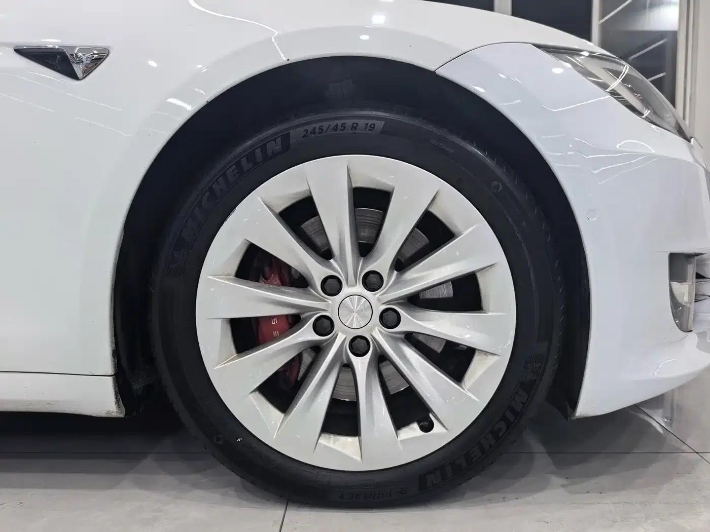 2017 Model S 100D Long Range — миниатюра 9
