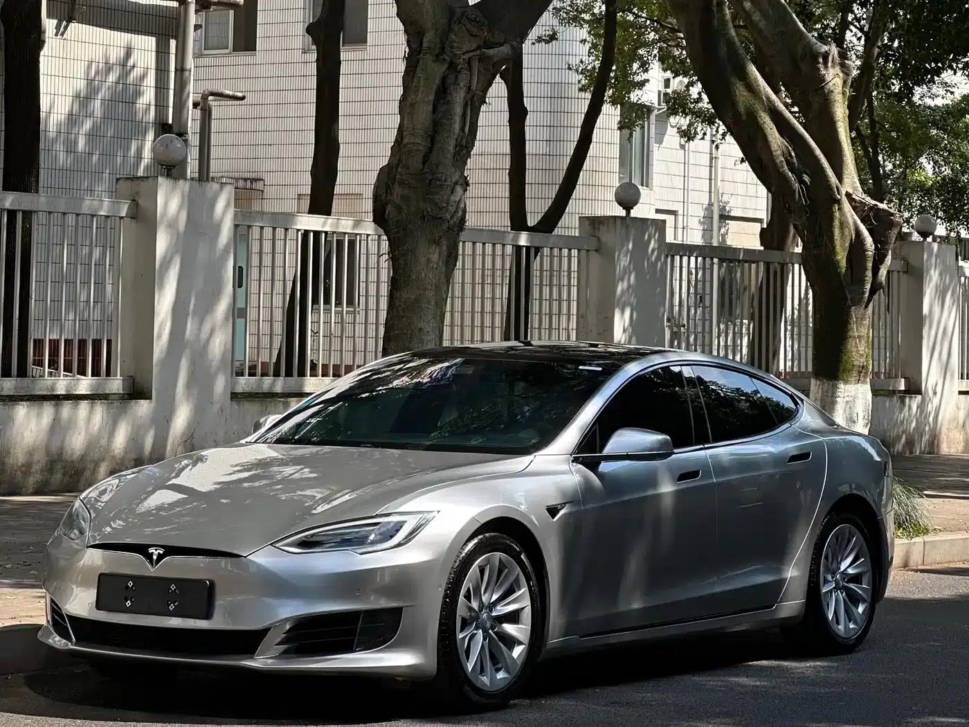 2016 Model S 60 — миниатюра 1