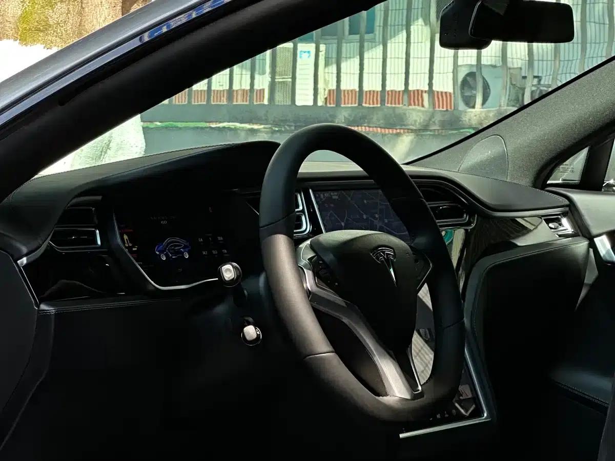 2016 Model S 60 — миниатюра 12