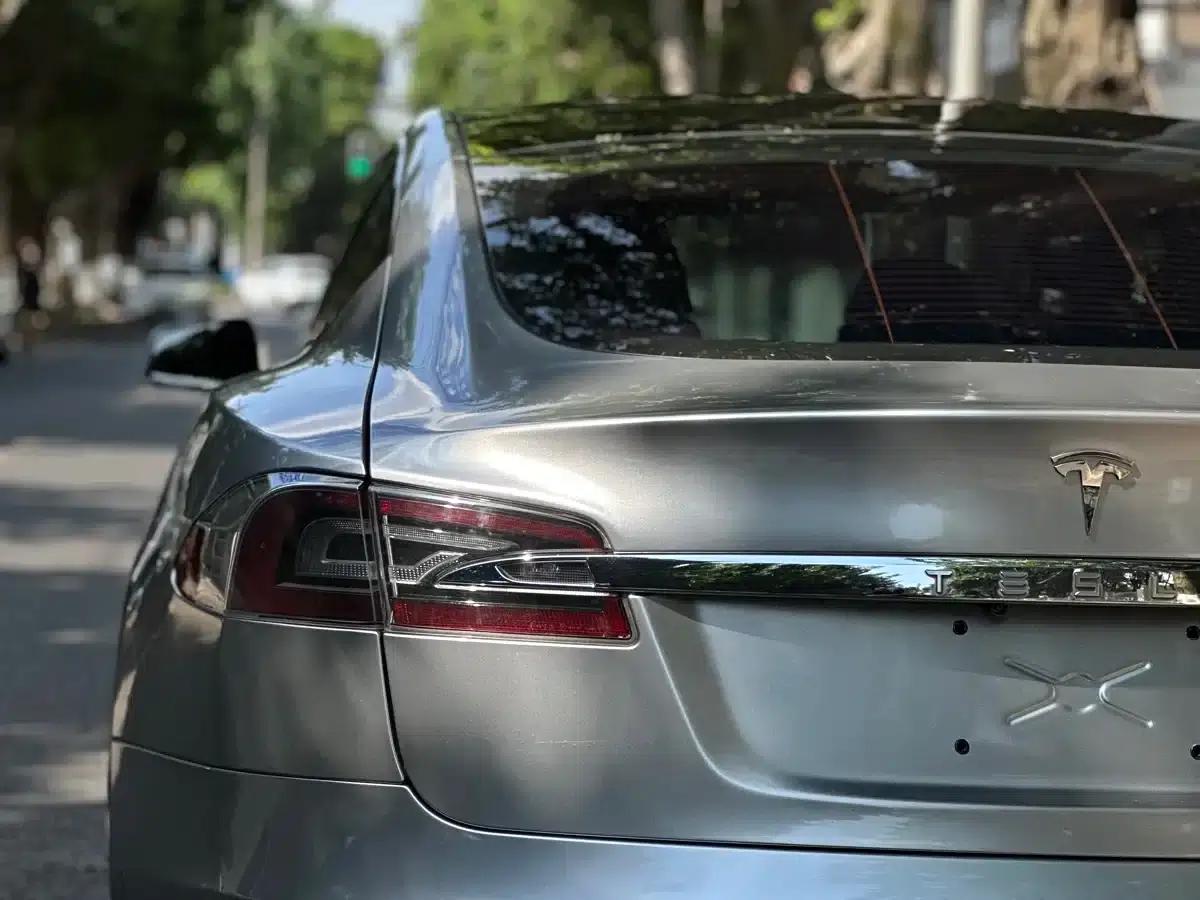 2016 Model S 60 — миниатюра 13