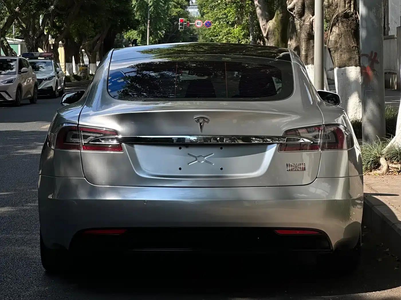 2016 Model S 60 — миниатюра 4