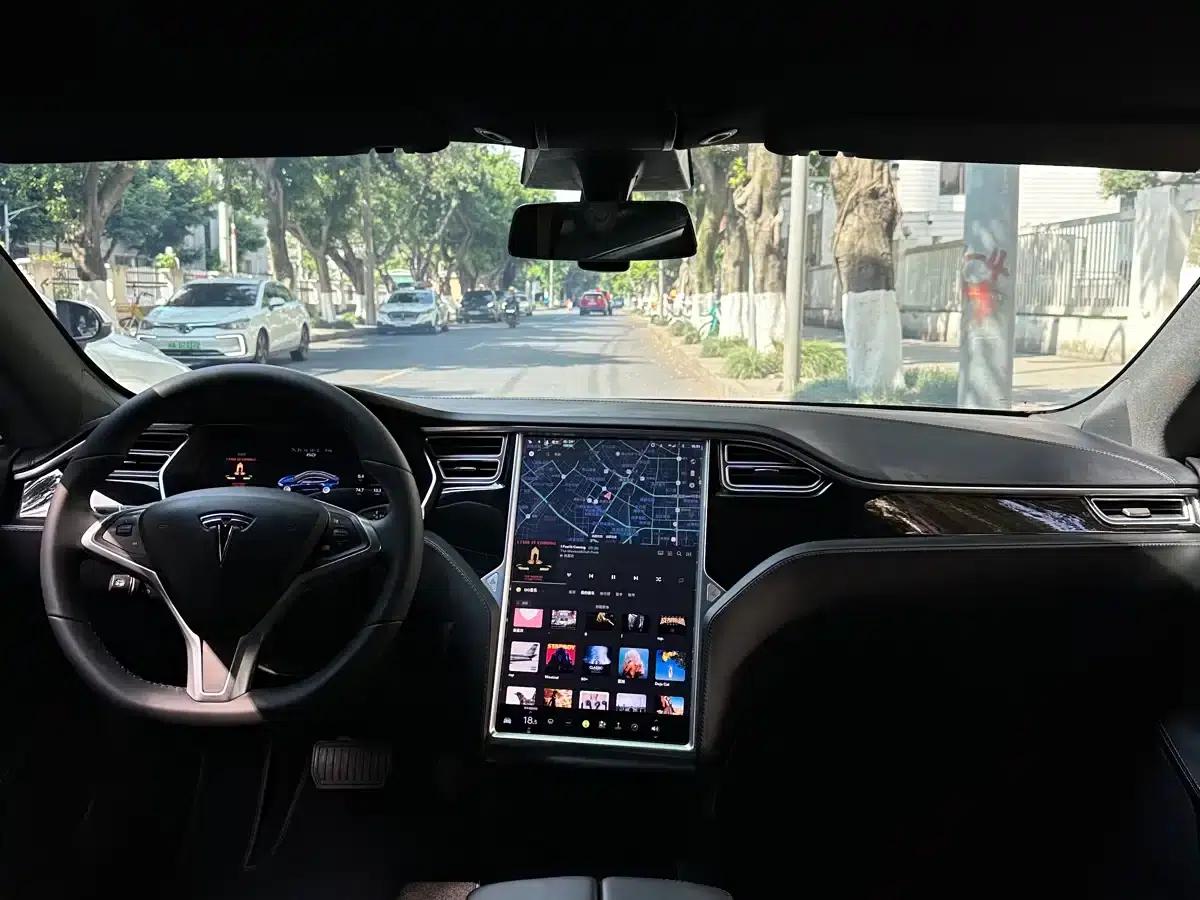 2016 Model S 60 — миниатюра 6