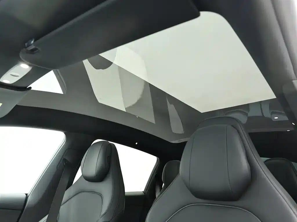Model Y L 2025 Long Range All-Wheel Drive — миниатюра 12