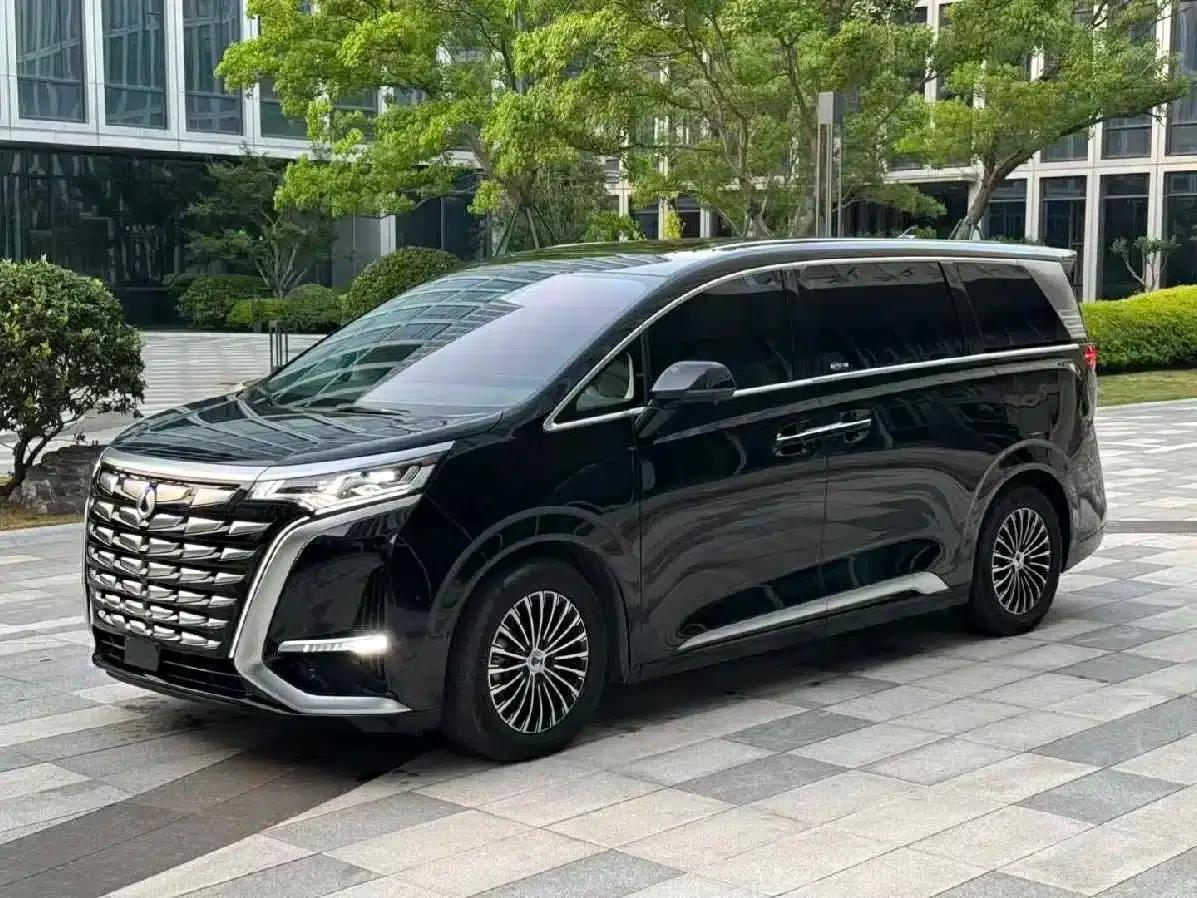 Denza D9 2022 DM-i 970 AWD Flagship Edition — миниатюра 1