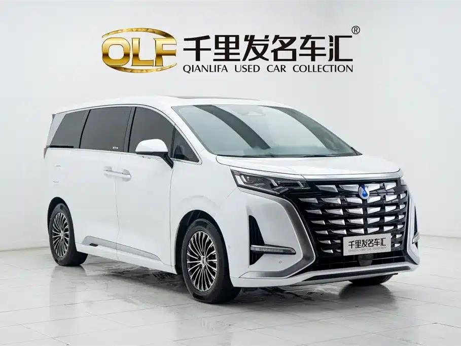 Denza D9 2022 DM-i 970 AWD Flagship Edition — миниатюра 3