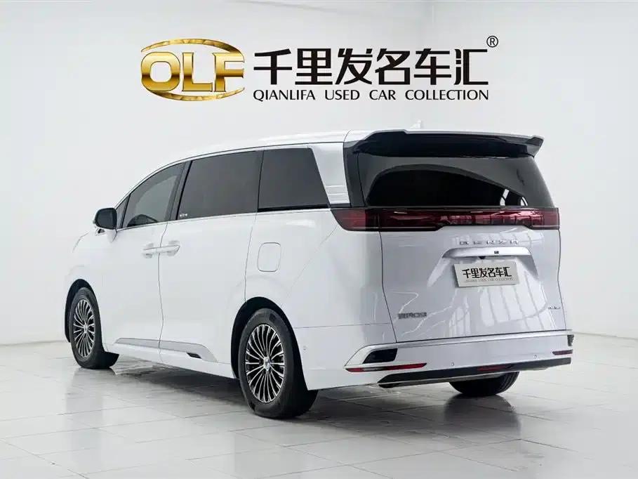 Denza D9 2022 DM-i 970 AWD Flagship Edition — миниатюра 4