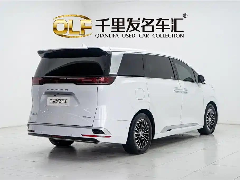 Denza D9 2022 DM-i 970 AWD Flagship Edition — миниатюра 6