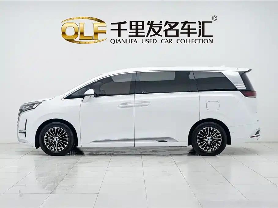Denza D9 2022 DM-i 970 AWD Flagship Edition — миниатюра 7
