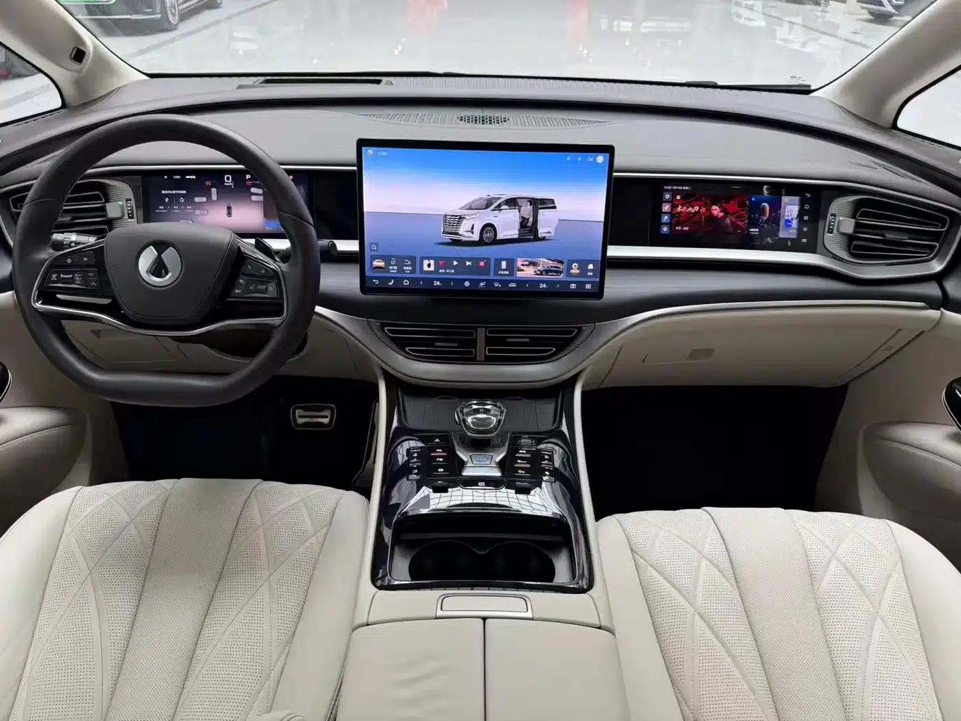 Denza D9 2025 DM-i Smart Driving Edition 1020 AWD Flagship Model — миниатюра 6