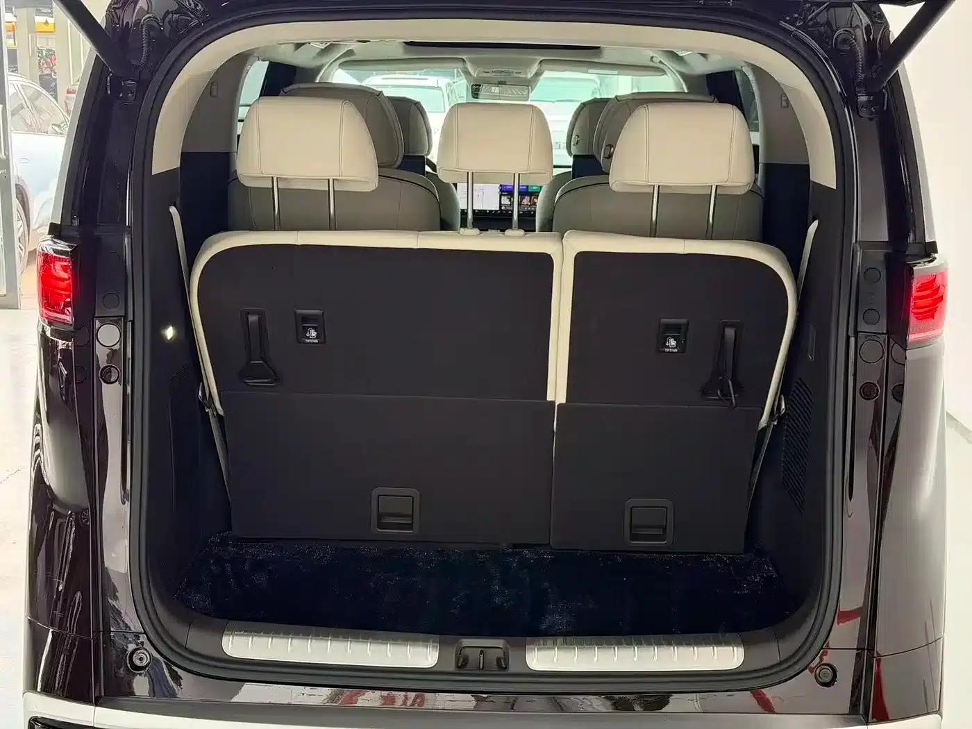 Denza D9 2024 DM-i 980 4WD Premium Edition — миниатюра 18