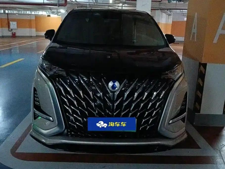 Denza D9 2022 DM-i 970 4WD Premium Edition — миниатюра 2