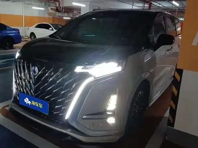Denza D9 2022 DM-i 970 4WD Premium Edition