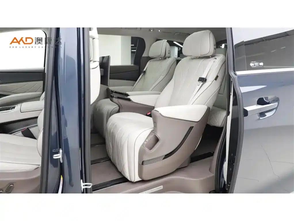 Denza D9/1.5T/2022/DM-i 970 4WD Premium Edition — миниатюра 7