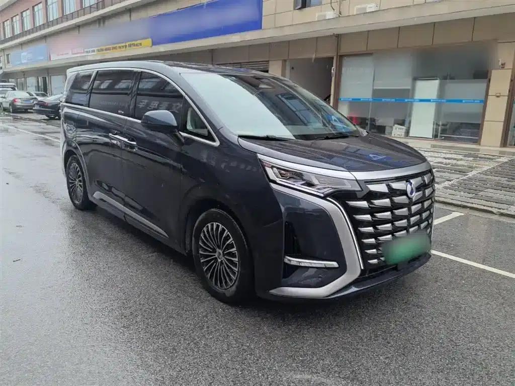 Denza D9 2022 DM-i 970 AWD Flagship Edition — миниатюра 4