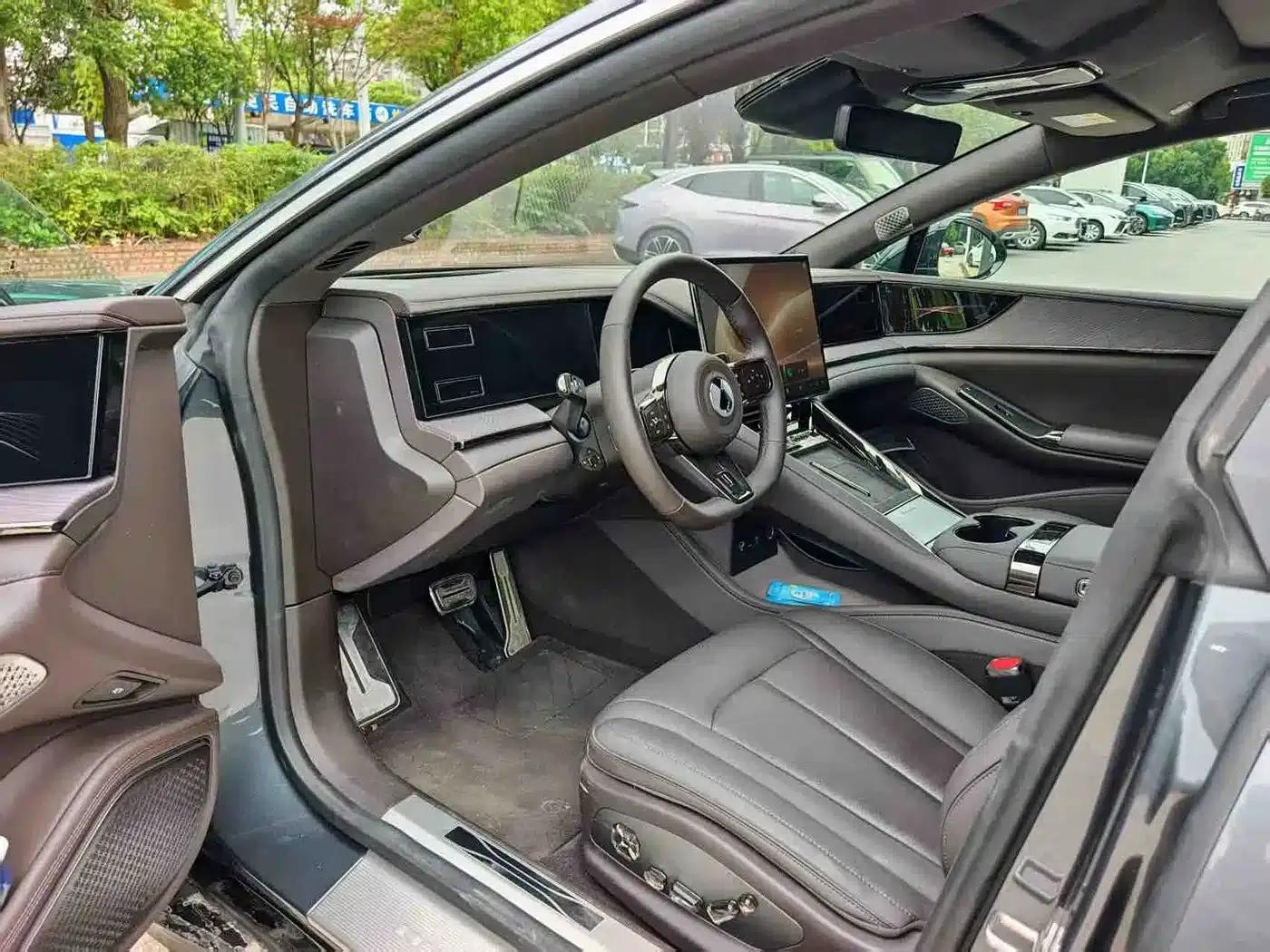 Denza Z9 2024 Model, 1100km Range, 4WD Ultra Edition — миниатюра 7