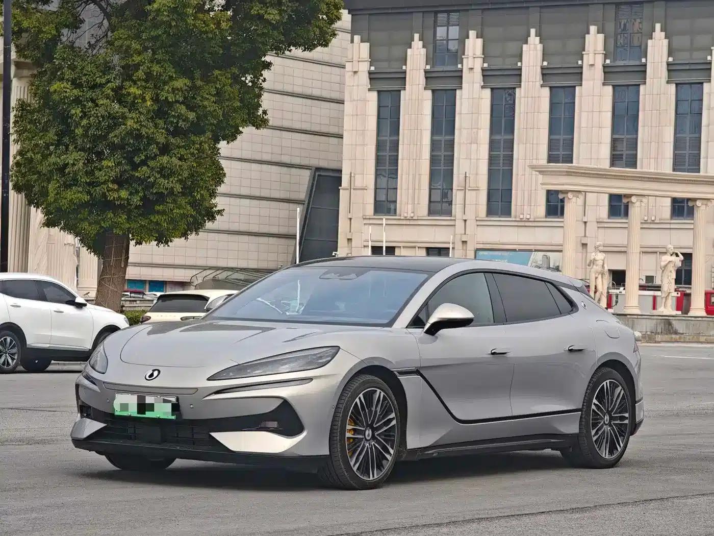 Denza Z9 GT 2024 1100 AWD Ultra Edition — миниатюра 1