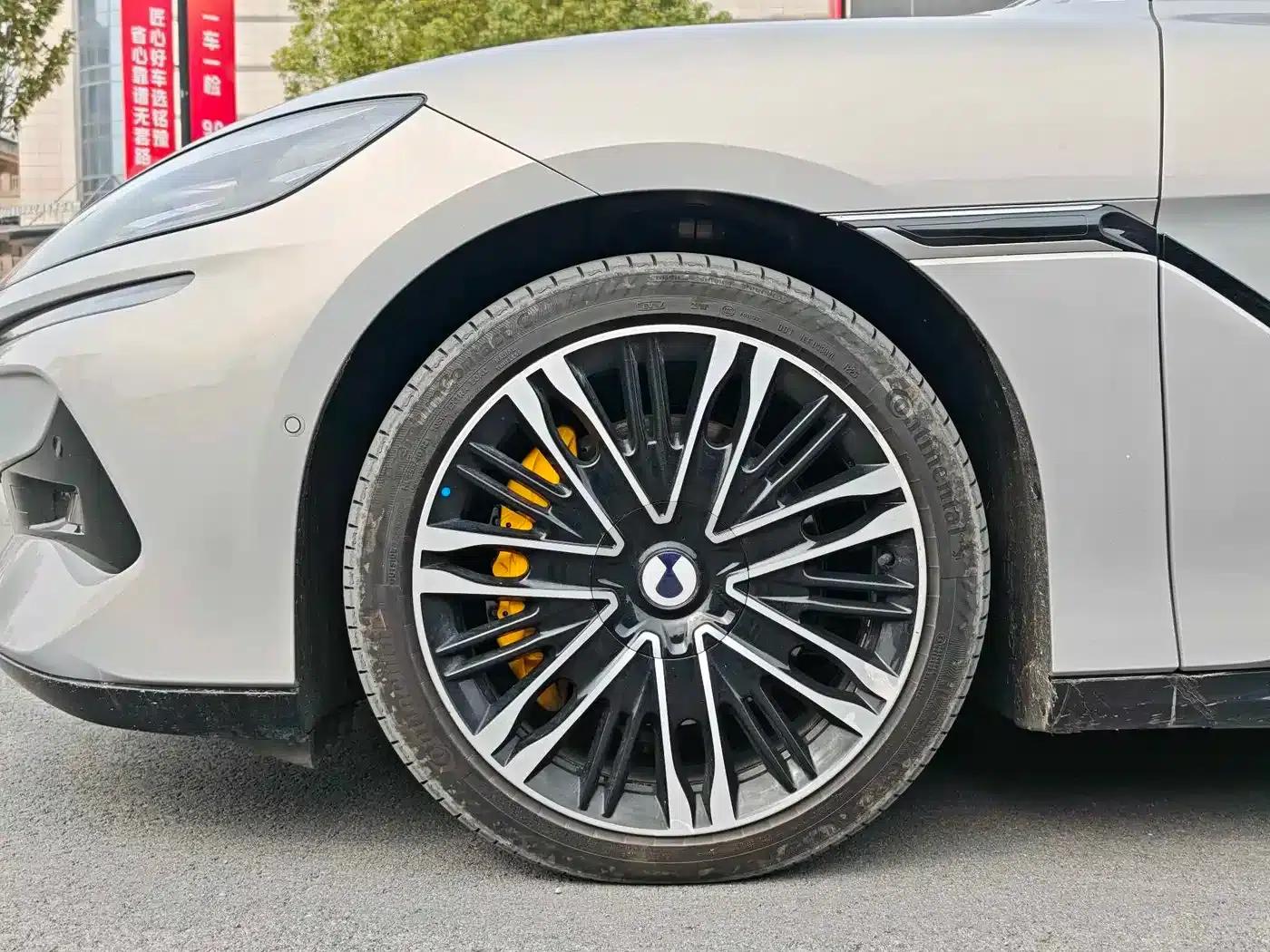 Denza Z9 GT 2024 1100 AWD Ultra Edition — миниатюра 16