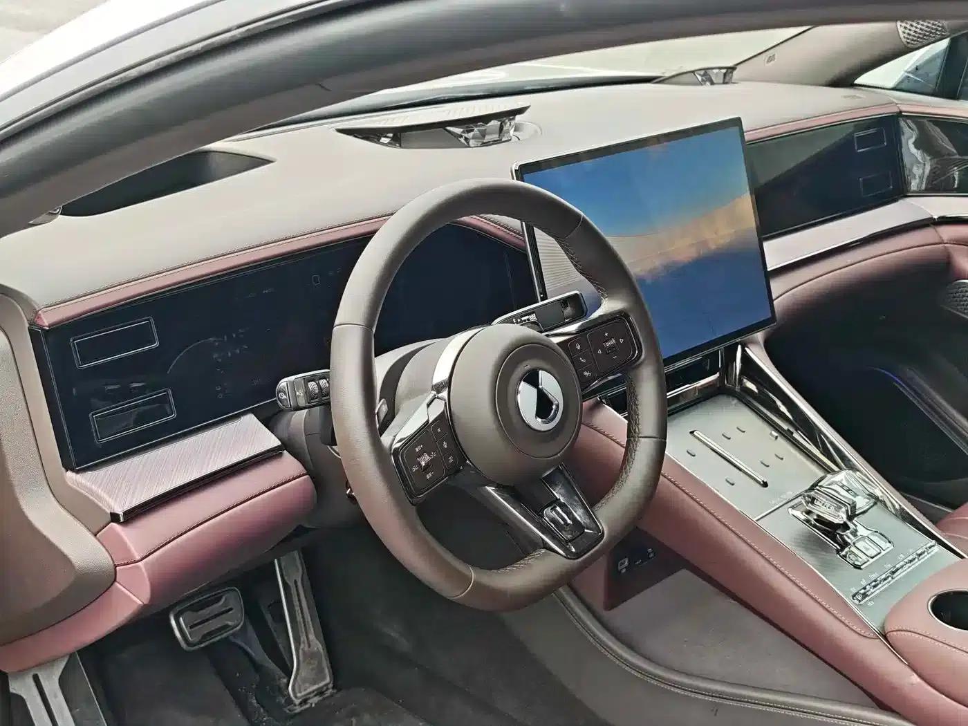 Denza Z9 GT 2024 1100 AWD Ultra Edition — миниатюра 7
