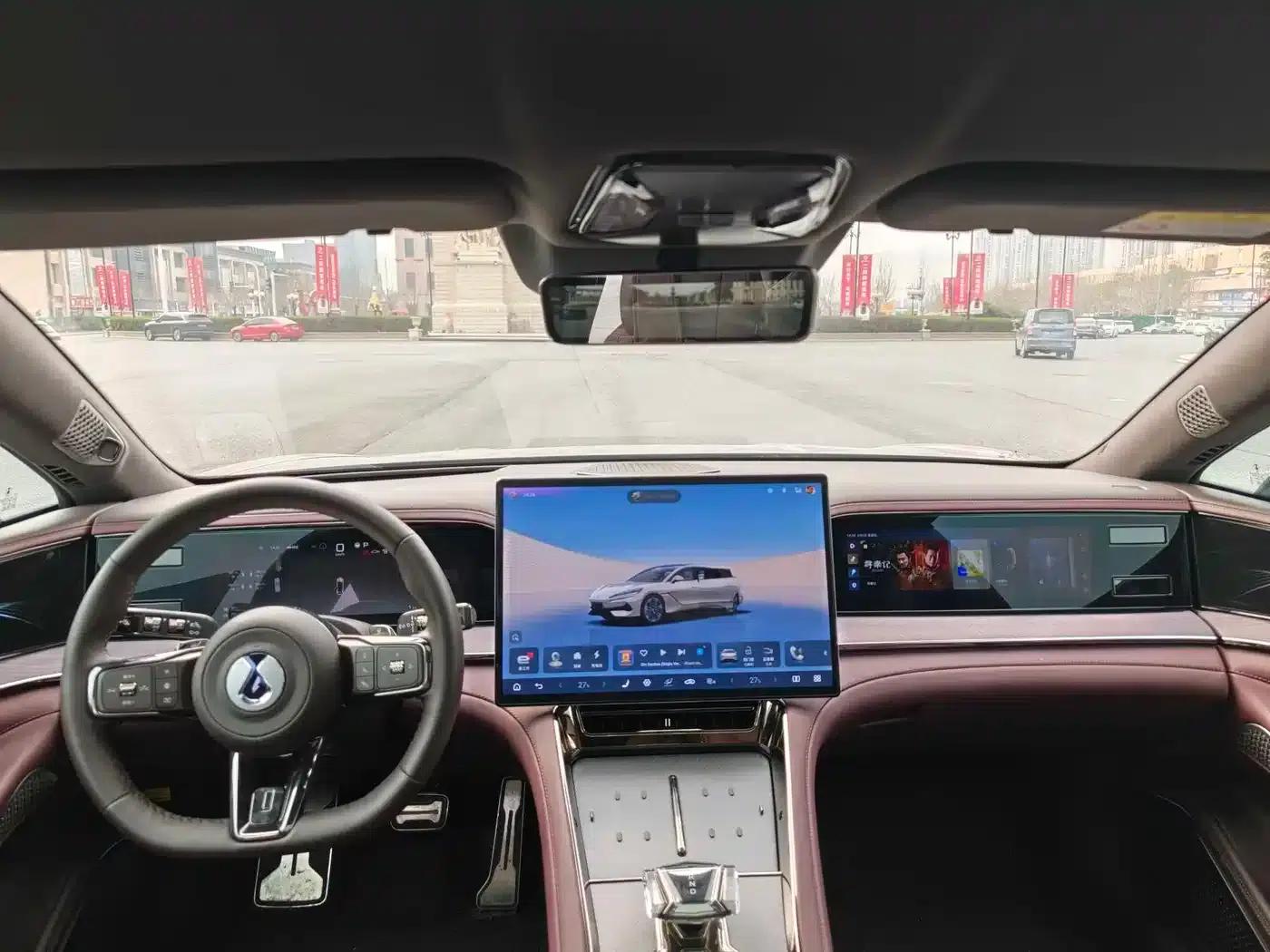 Denza Z9 GT 2024 1100 AWD Ultra Edition — миниатюра 8