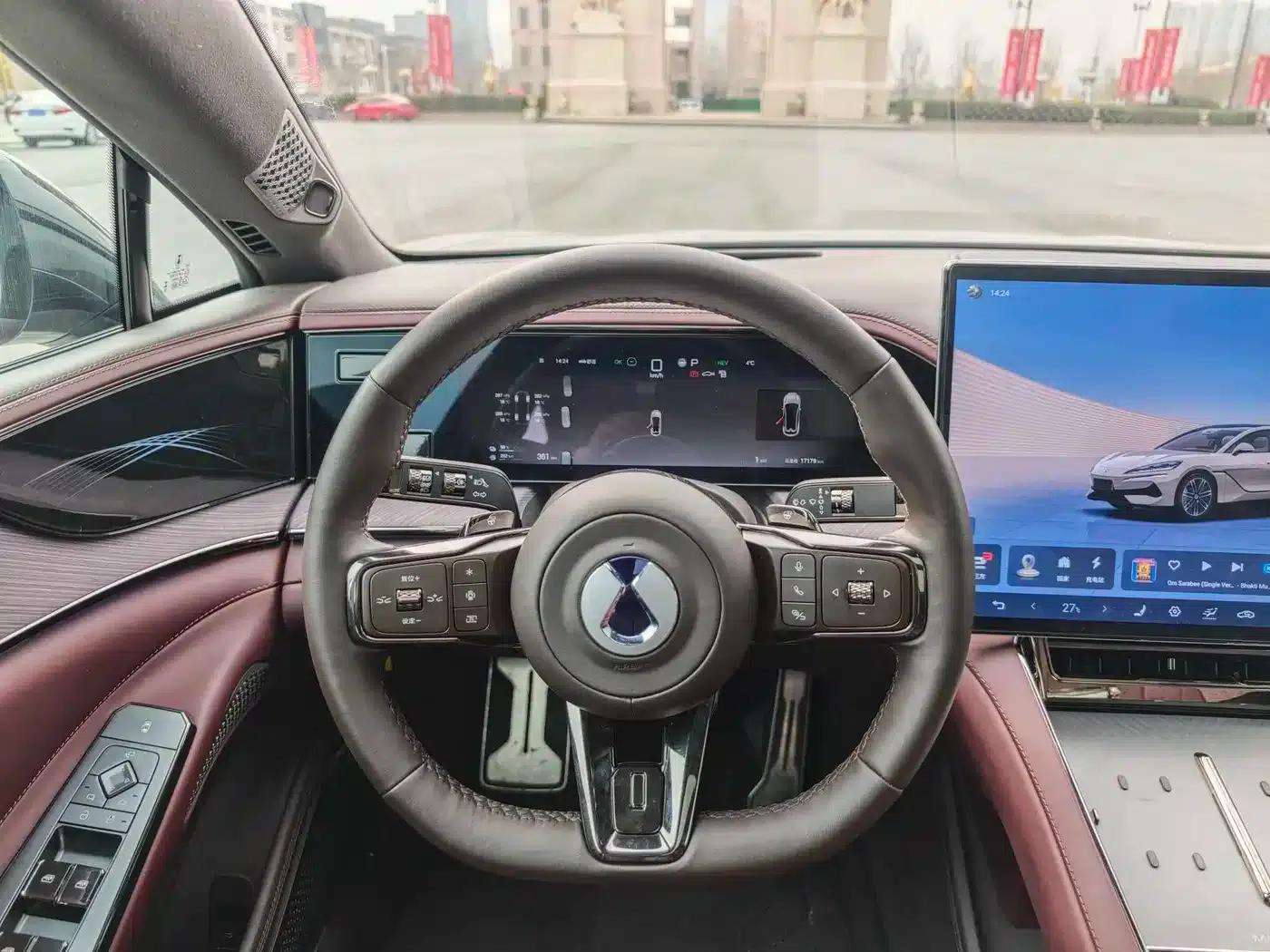 Denza Z9 GT 2024 1100 AWD Ultra Edition — миниатюра 9