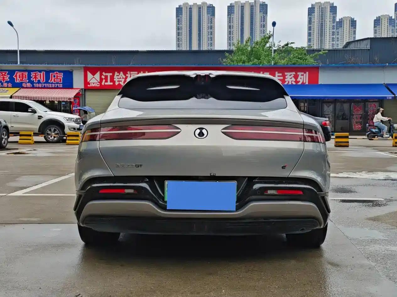 Denza Z9 GT 2024 1100 AWD Ultra Edition — миниатюра 6