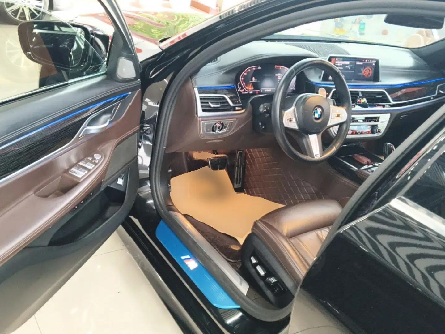 BMW 7 Series 2019 Restyled 730Li M Sport Package — миниатюра 18