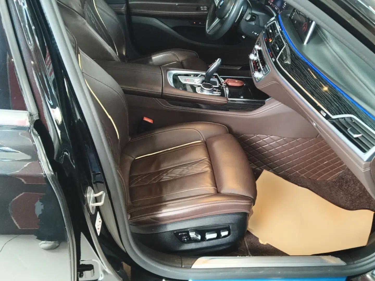 BMW 7 Series 2019 Restyled 730Li M Sport Package — миниатюра 23