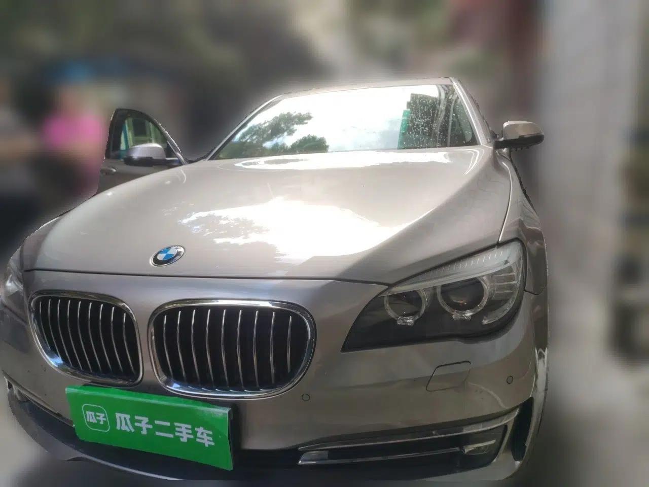 BMW 7 Series 2014 730Li Premium Edition — миниатюра 2